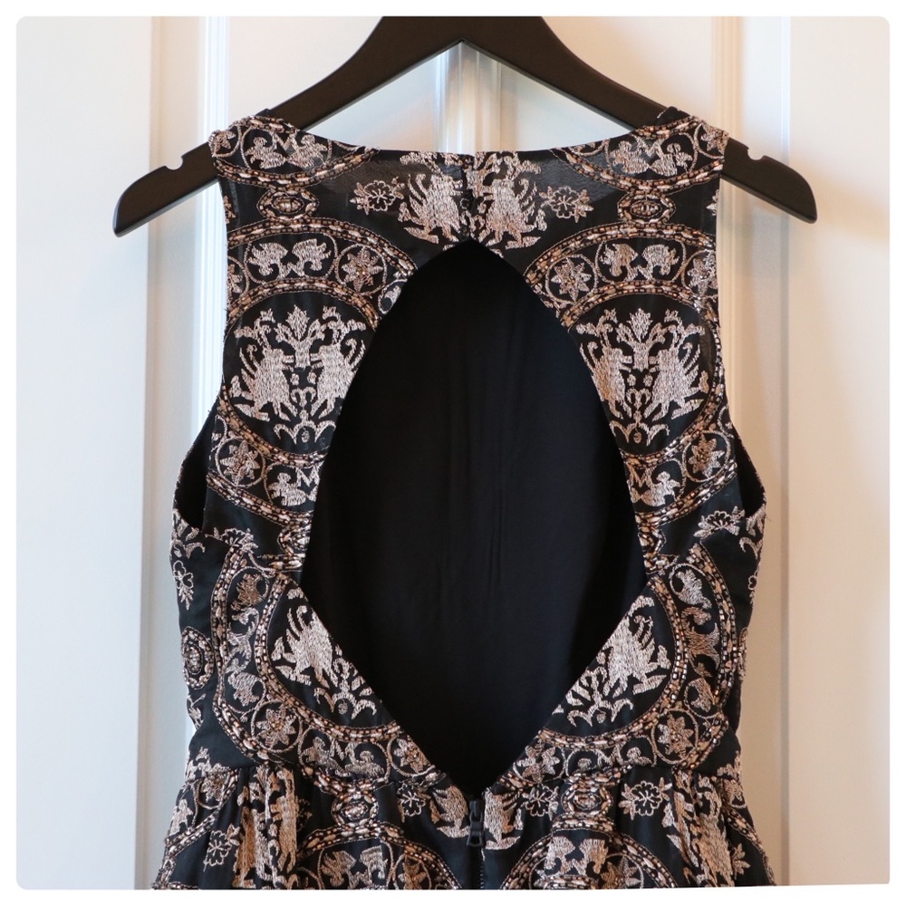 ALICE + OLIVIA Lilyanne Beaded Embroidered Dress - Picture 12 of 15
